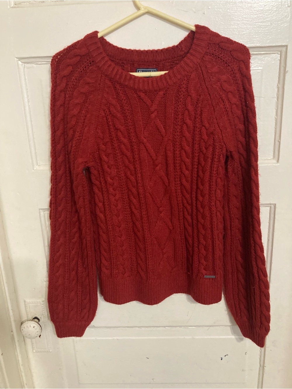 Abercrombie & Fitch Cable Knit Crewneck Sweater - Red Size Small